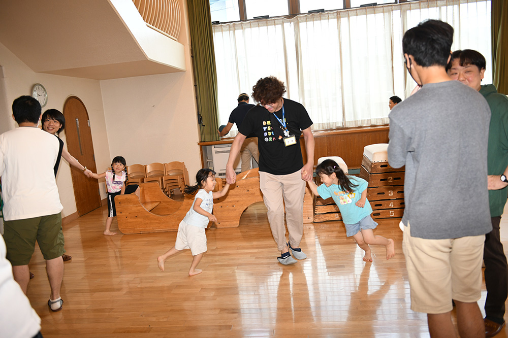 おうちの方と遊ぶ日（年5～6回）