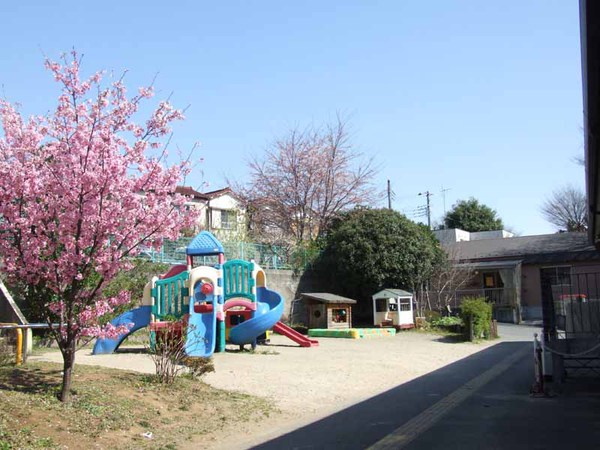 上の広場